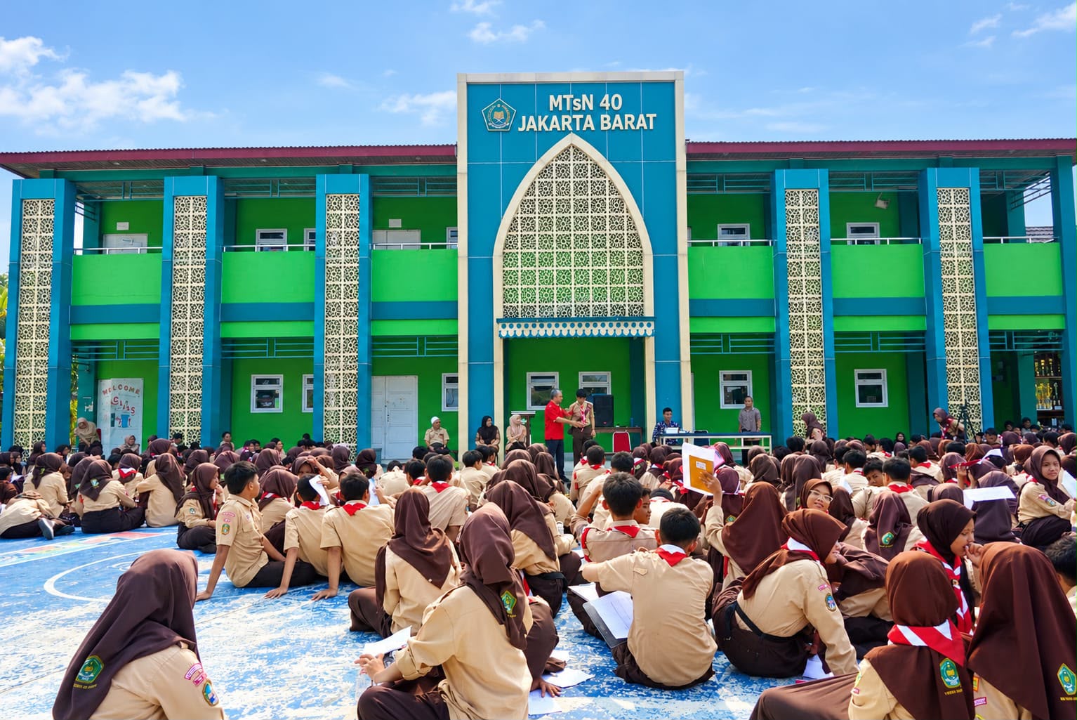 PMI Kota Jakarta Barat Berikan Edukasi Pertolongan Pertama kepada Siswa MTS Negeri 40 Jakarta Barat